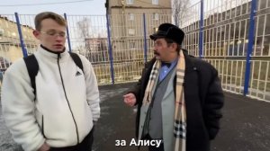 УЧИТЕЛЬ СПАЛИЛ ШКОЛЬНИКОВ, когда ОНИ ПРОГУЛИВАЛИ УРОКИ!