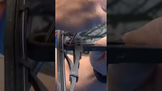 Quick windshield wiper blade removal￼