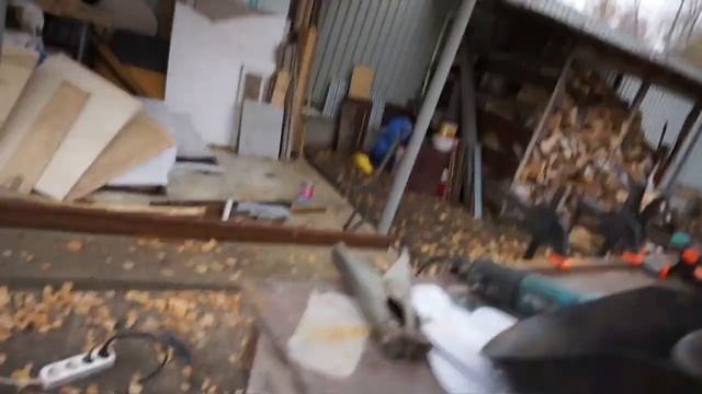 КАК СВАРИТЬ ПРОФИЛЬНЫЕ ТРУБЫ ПОД УГЛОМ 90 ГРАДУСОВ. смотреть онлайн