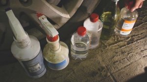 Чем удалить битум с кузова автомобиля. Отмыть пятна битума