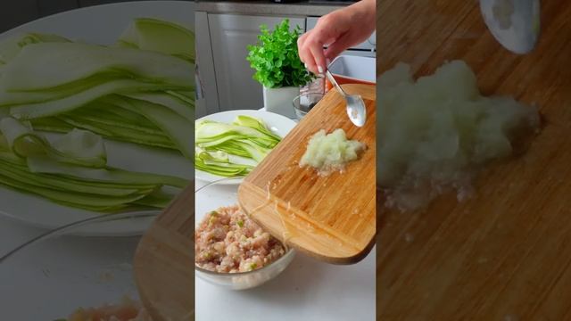 КАБАЧКИ И НЕМНОГО ФАРША! Вкусное блюдо в духовке.Вкусно и быстро смотреть онлайн