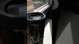 ещо одни басы на блютуз колонке jbl flip 4