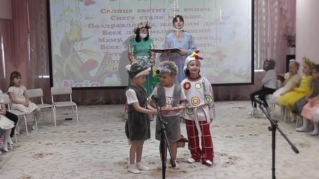 8 марта в средней группе "Филипок" 2022г. смотреть онлайн