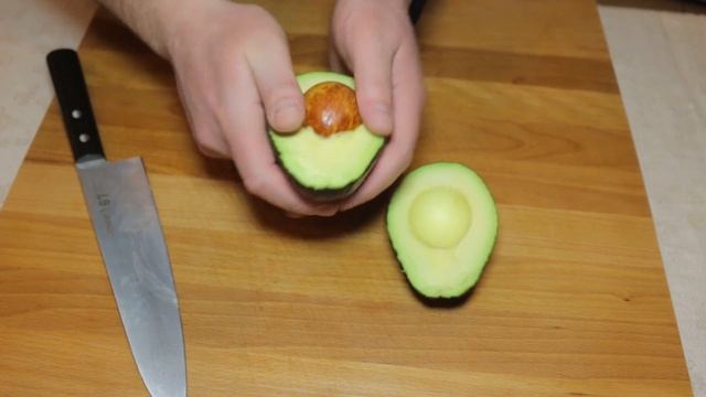 Салат из авокадо с креветками и огурцами смотреть онлайн