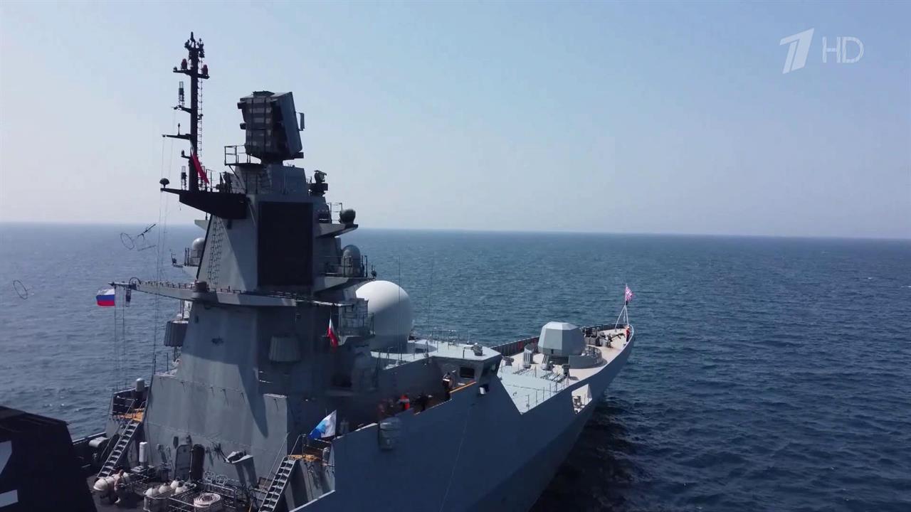 Отряд кораблей Северного флота участвует в международных учениях в Оманском заливе