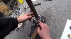 Москвич. Москвич 426. Замена задней полуоси моста москвича на, менее изношенную. Смазка и установка
