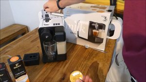 Tchibo Cafissimo milk ✔ Milchschaum Kapselmaschine - Unboxing und erster Latte Macchiato [ Barista