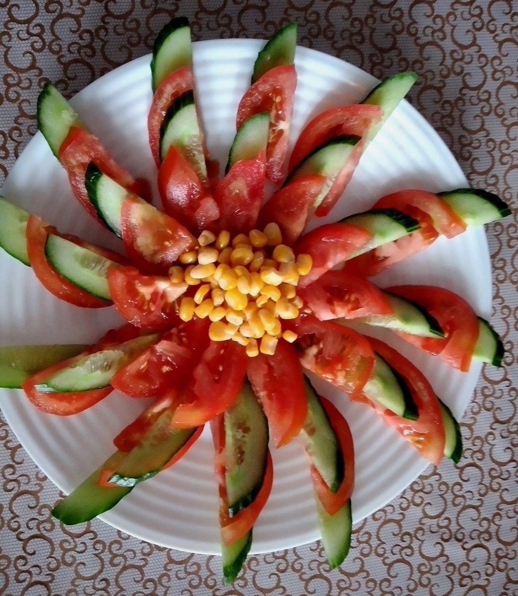 #Овощной цветочек! Простенько, но со вкусом!
