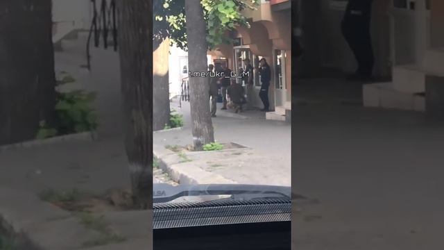 Украинские охотники за душами из ТЦК в активном поиске! смотреть онлайн