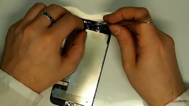 Замена фронтальной камеры с датчиком приближения на iPhone 7, разборка, ремонт айфона 7 смотреть онлайн