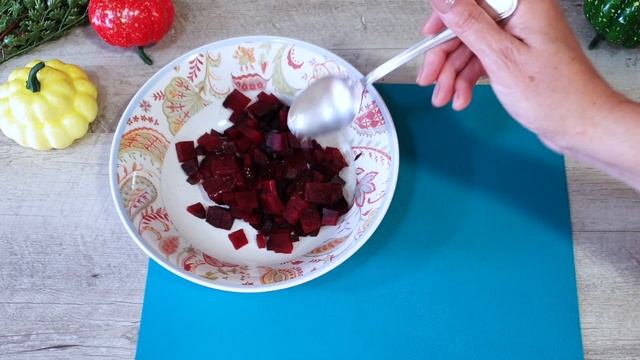 Гениально Простой и Вкусный САЛАТ из Свеклы на каждый день! Витаминный разгрузочный салат!...
