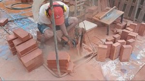 Как изготовить угловой кирпич с радиусной выборкой.