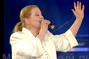 Мы до сих пор верим, что это лучшее исполнение Людмилой Сенчиной песни ХОТЬ ПОВЕРЬТЕ ? или ?