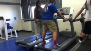 Подборка Приколов и Неудач на Беговой Дорожке - Лучшие Падения и Неудачи - Выпуск #5