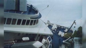 Abandoned - World Discoverer