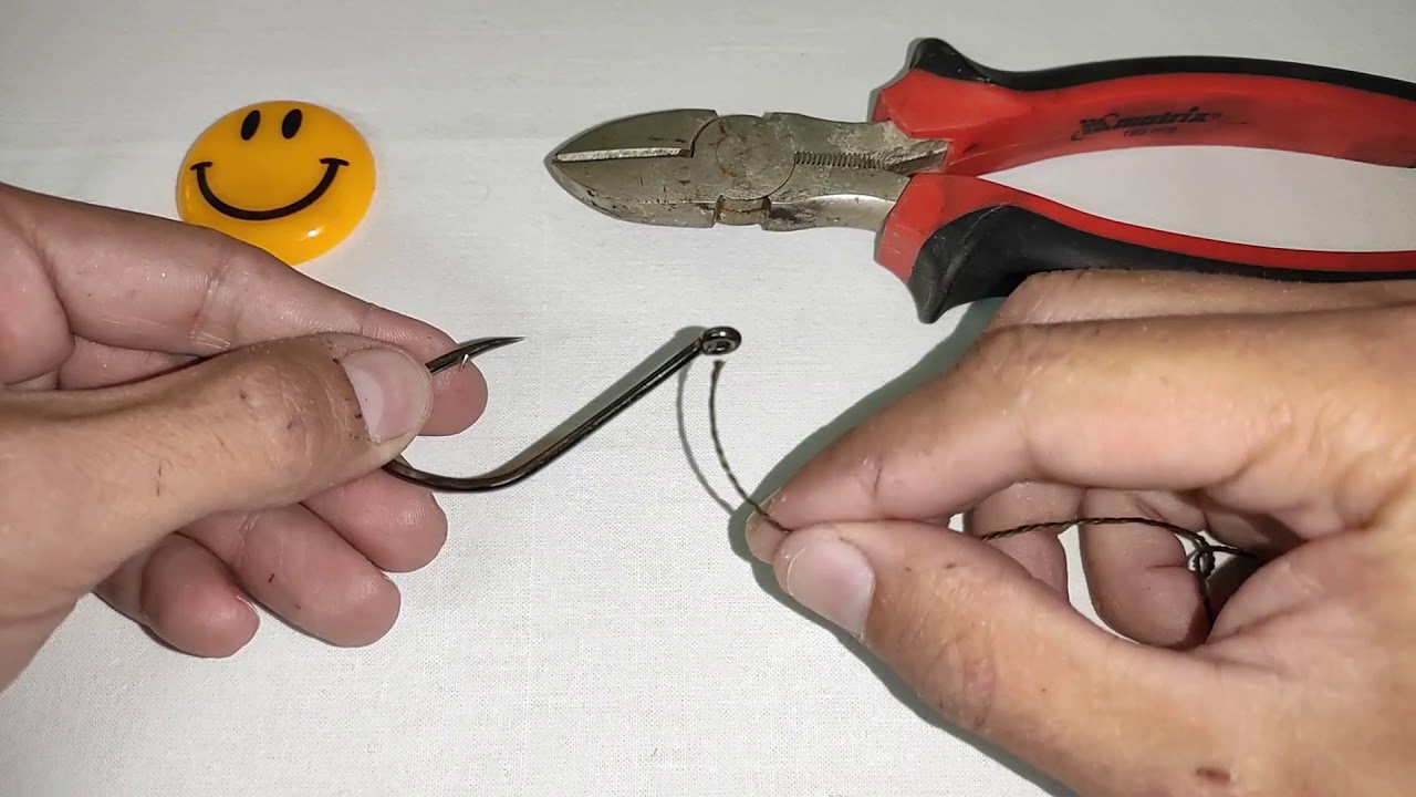 Как сделать крючок своими руками. Крючок для заводки нити. Топ 5 рыболовных узлов от Федора Андрусенко. Как сделать заусенец на рыболовном крючке. Как сделать язычок на рыболовном крючке своими руками.