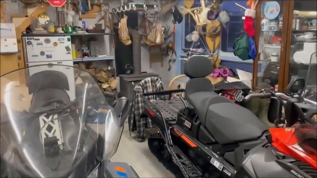 Marten Fleas, Top Lot, Old Weather Lore, Butchering Caribou & Ringall's смотреть онлайн