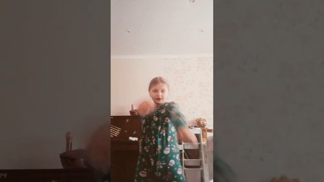 #всехлюблю #папа #tiktok #рек #восемьши #семьянаотдыхе #рекомендации #танец #дача #asmr смотреть онлайн