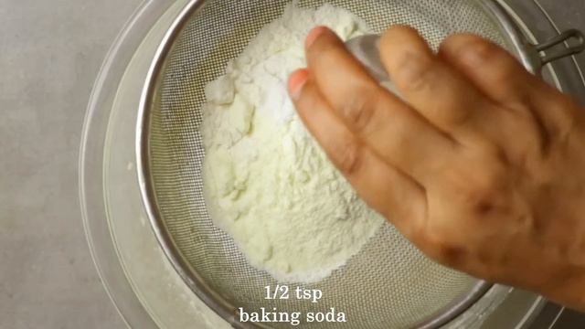 రవ్వ కేక్|Egg less rava cake recipe in cooker & oven by vismai food|Semolina cake at home in telugu