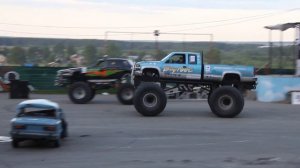 Шоу каскадеров (бигфут), Сыктывкар 2015