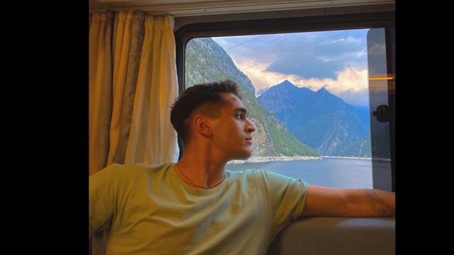 AFRA SARAÇOĞLU'S EXRAORDINARY ANNOUNCEMENT TO MERT RAMAZAN DEMİR: "I'LL BE A..." смотреть онлайн