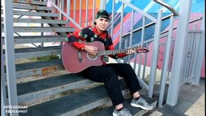 Бехтарин суруди фатхидин бо гитара  ночью  родился под заборам лучшие песни фатхидин