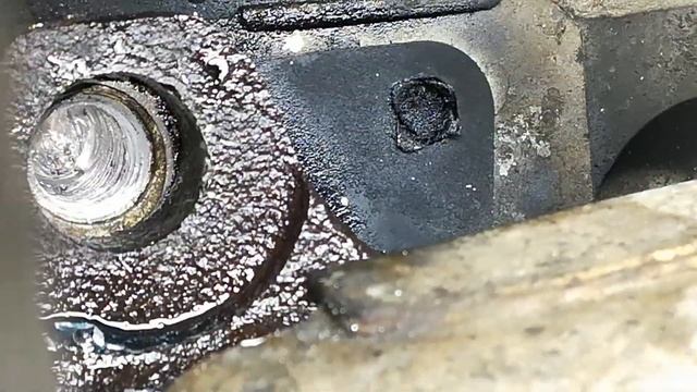 Fiat Doblo удаление обломанной шпильки выпускного коллектора смотреть онлайн