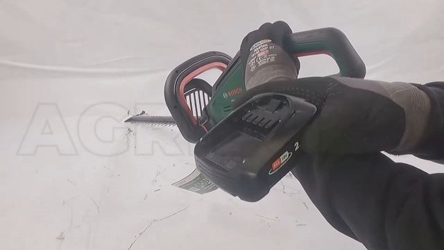 Montagevideo Akku-Heckenschere BOSCH UniversalHedgeCut 18V-50 смотреть онлайн