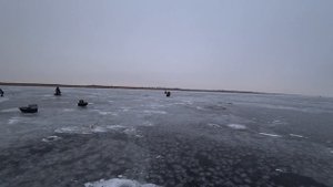 Судак на МОРМЫШКУ! Зимняя рыбалка на Волге! Рыбалка на СУДАКА!