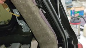 Шумоизоляция потолка Land Cruiser 100. Американец.