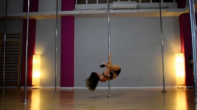 Pole Art Routine 109 - Level 8 (Bishop Briggs - River) смотреть онлайн