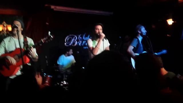 macetas de colores Divan Du Don смотреть онлайн