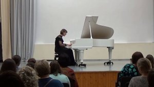 Ф.Лист Большой этюд по Паганини №3 "Кампанелла". Исп. Анна Трушкова (фортепиано)