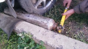 Как открутить кран (вентиль) на газовом баллоне.