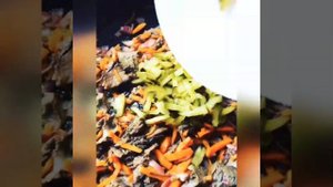 Оленина тушеная с овощами