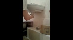 Как правильно установить сифон на раковину в ванной?