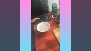 Готовим банановый смузи\йогурт с какао.