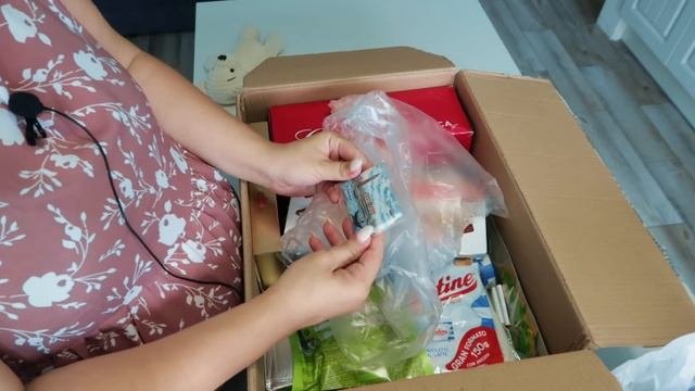 ОГРОМНАЯ ПОСЫЛКА ИЗ ИТАЛИИ?ПОДАРКИ ДЛЯ МАЛЫША?РАСПАКОВКА ПОСЫЛОК ОТ ПОДПИСЧИЦ?ЗАКУПКА?СТОЛ МИККЕ