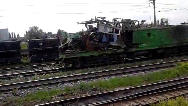 ЛГОК.Как разбили 116 электровоз.20.05.13 смотреть онлайн