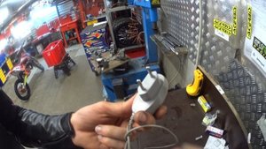 SV1000, которая не заводится! Ну почти... Часть 2