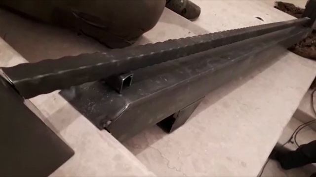 Очень красивые кованые перила, оформление лестниц коваными узорами, как сделать самому