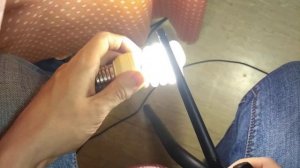 рация и люминесцентная лампа