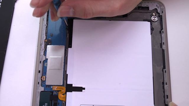 How to Replace Your Samsung Galaxy Tab S2 9.7 SM-T819 Battery смотреть онлайн