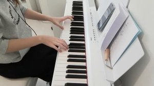 Снова год пролетел, День Жатвы настал песня - пианино (минус)