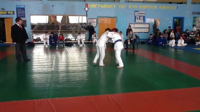 Горкавченко Николай с лева бросает противника на япон (чистая победа) смотреть онлайн