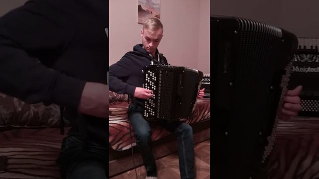 Баян Pigini-Юпитер с микрофонной системой AccordionSound