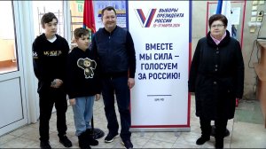 Глава Тамбовской области Максим Егоров проголосовал и рассказал о новой традиции