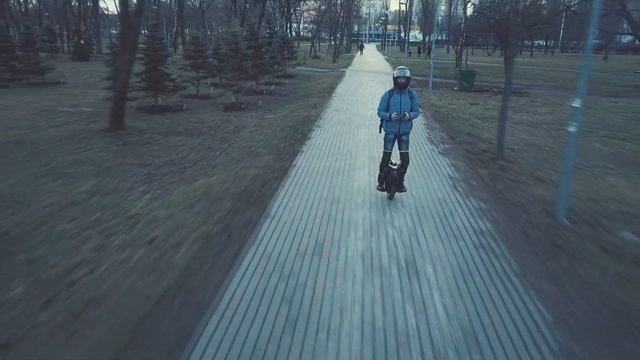 Inmotion V12 Журчание в колесе при остановке смотреть онлайн