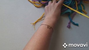 Как сделать жгут из пряжи.