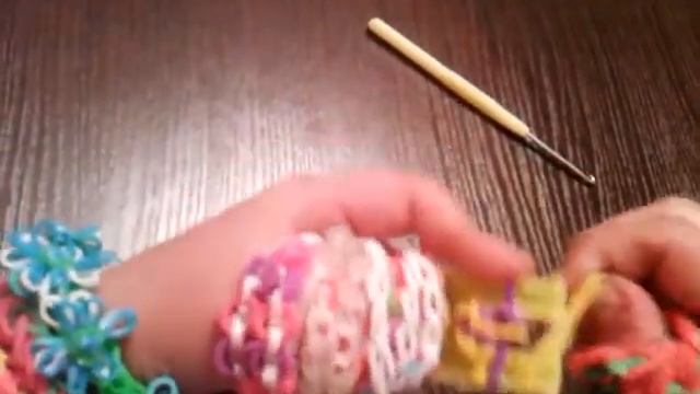 Плетение браслета под названием "Тротуар" смотреть онлайн